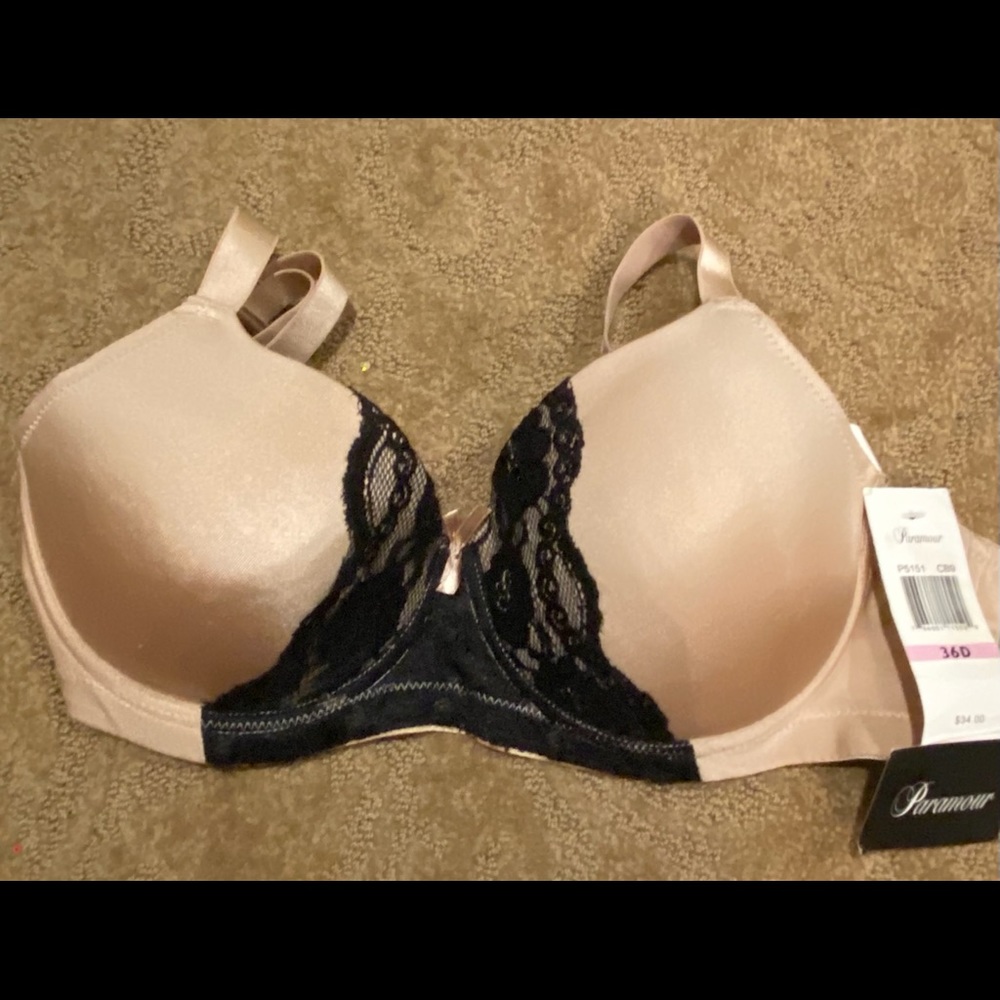 Paramour Bra 36D...NWT Tags. Beige w/Black Lace